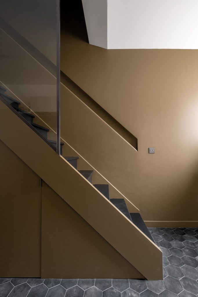 Photo appartement avec vue d'un escalier