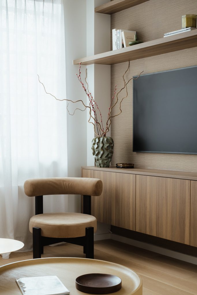 Photo coin TV dans le salon.